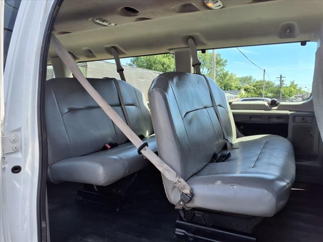 2014 Ford E-Series E-350 SD XL