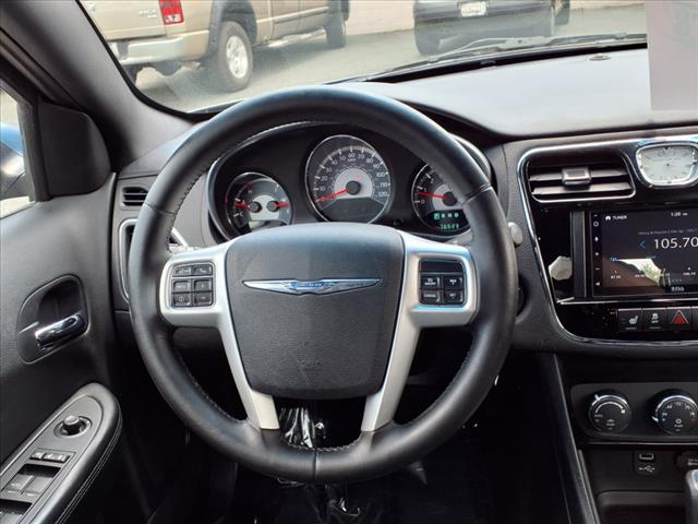 2011 Chrysler 200 Touring