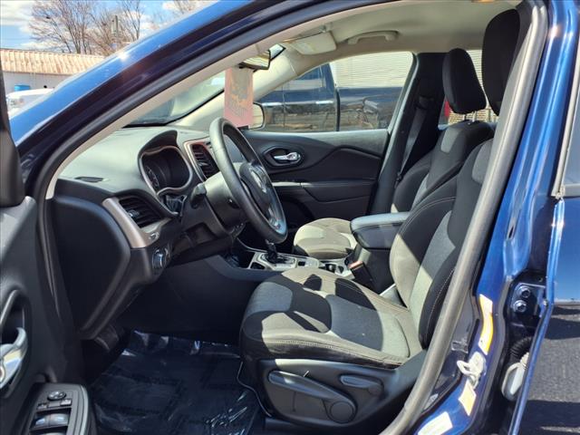 2015 Jeep Cherokee Sport