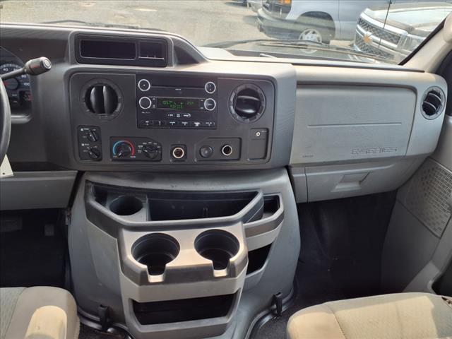 2010 Ford E-Series E-350 SD XLT