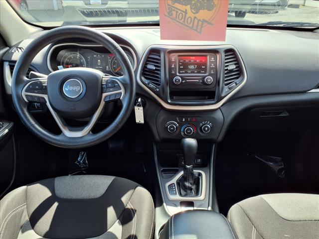 2015 Jeep Cherokee Sport