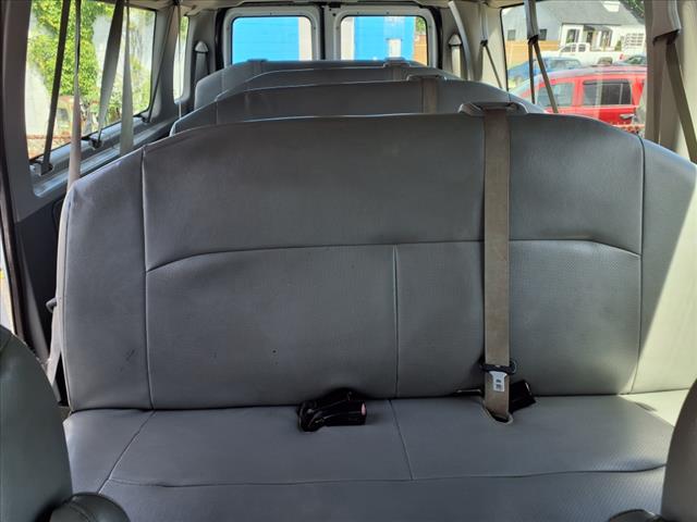 2014 Ford E-Series E-350 SD XL