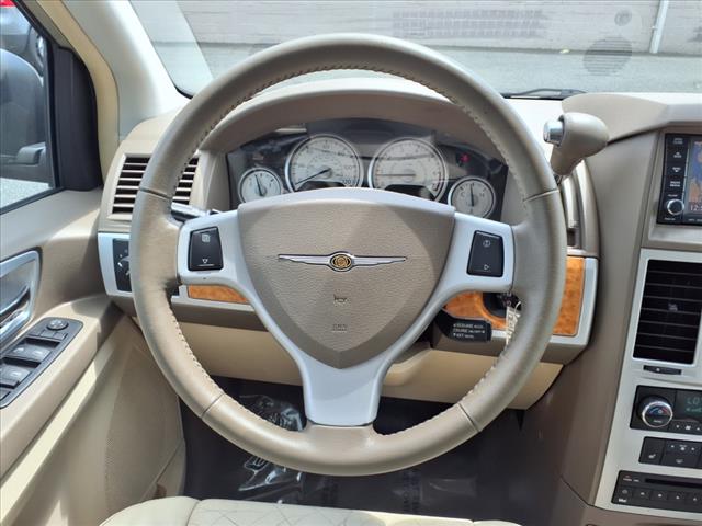 2010 Chrysler Town and Country Limited