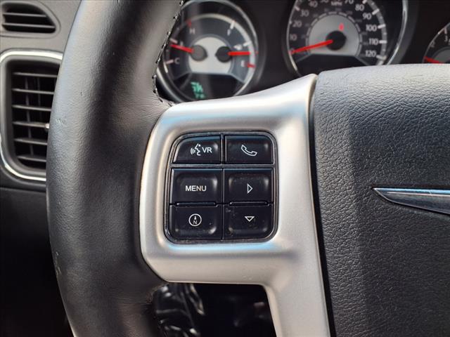 2011 Chrysler 200 Touring
