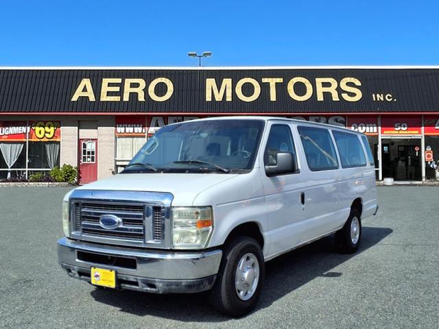2010 Ford E-Series E-350 SD XLT