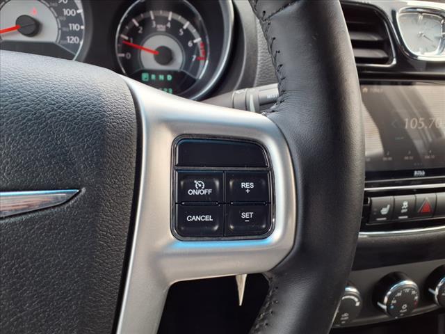 2011 Chrysler 200 Touring