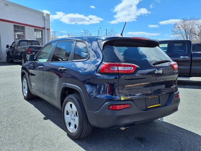 2015 Jeep Cherokee Sport