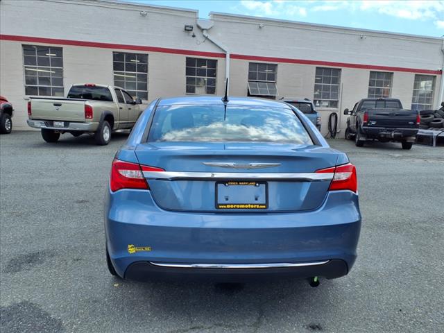 2011 Chrysler 200 Touring