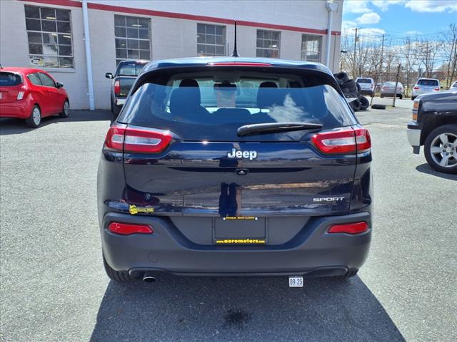 2015 Jeep Cherokee Sport
