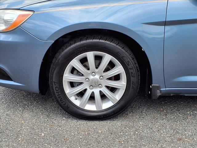 2011 Chrysler 200 Touring