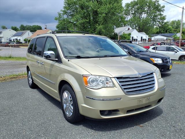 2010 Chrysler Town and Country Limited