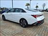 2025 Hyundai ELANTRA SEL Convenience - thumbnail 3