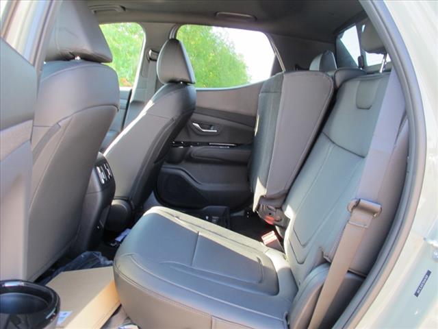 2025 Hyundai SANTA CRUZ SEL Activity