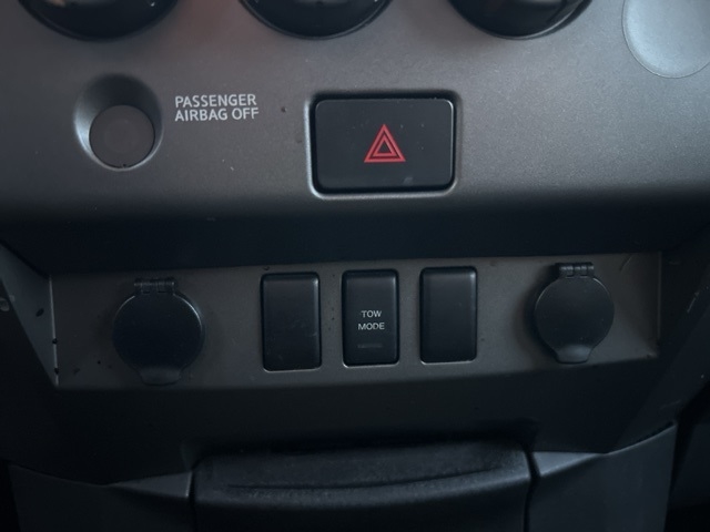 2009 Nissan Titan SE
