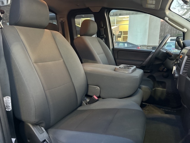 2009 Nissan Titan SE