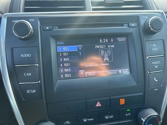 2016 Toyota Camry SE