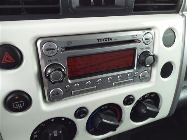 2014 Toyota FJ Cruiser Base