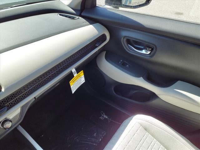 2025 Honda HR-V LX