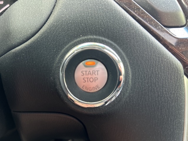 2015 Nissan Pathfinder Platinum