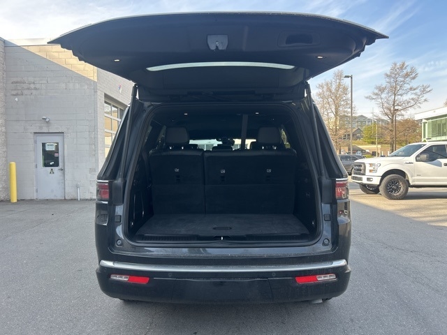 2023 Jeep Wagoneer Series III