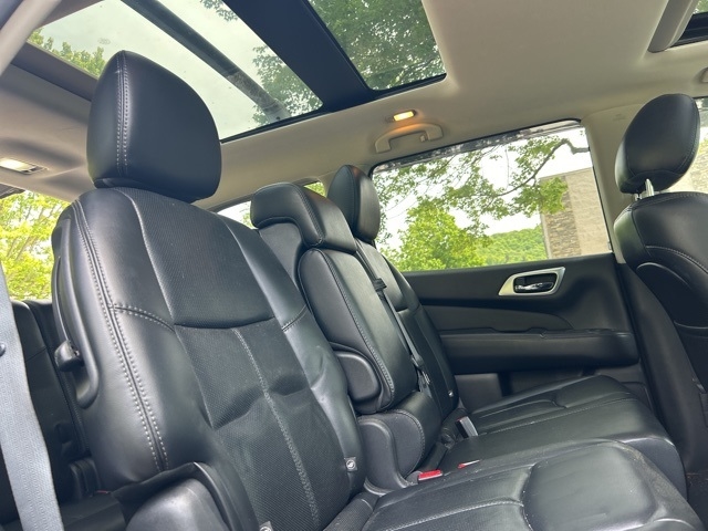 2015 Nissan Pathfinder Platinum