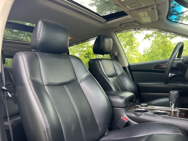 2015 Nissan Pathfinder Platinum