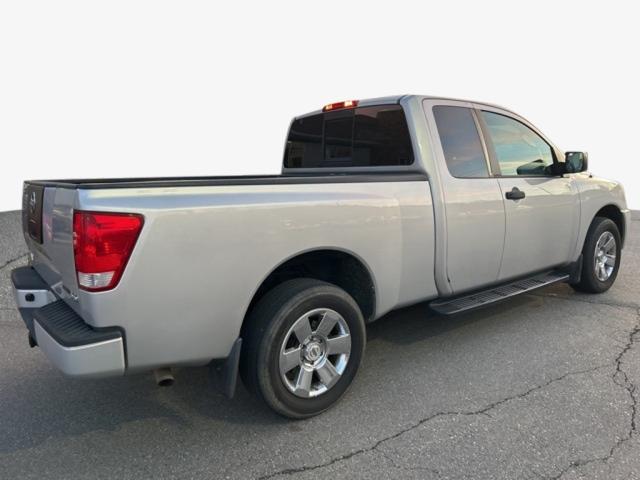 2009 Nissan Titan SE