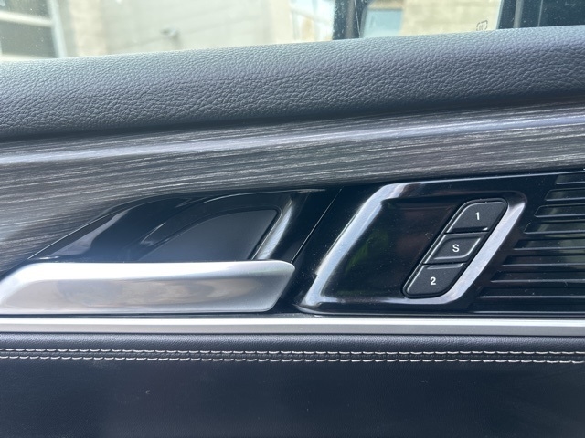 2023 Jeep Wagoneer Series III