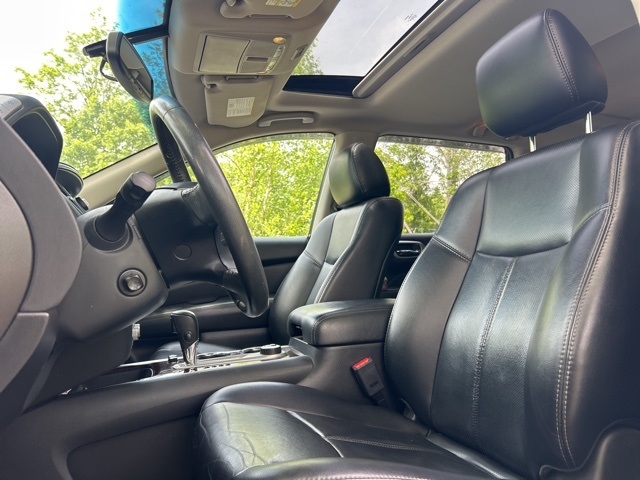 2015 Nissan Pathfinder Platinum
