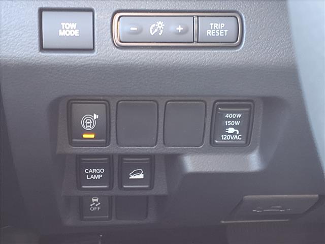 2025 Nissan Frontier SL