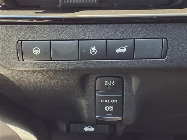 2025 Nissan Murano SL
