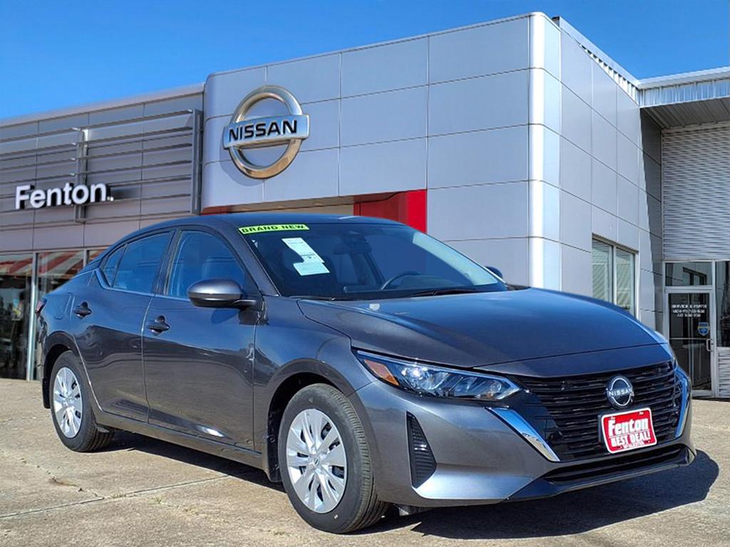 2025 Nissan Sentra S - main photo