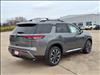 2026 Nissan Pathfinder Platinum - thumbnail 2
