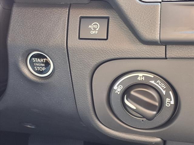 2025 Nissan Frontier SL