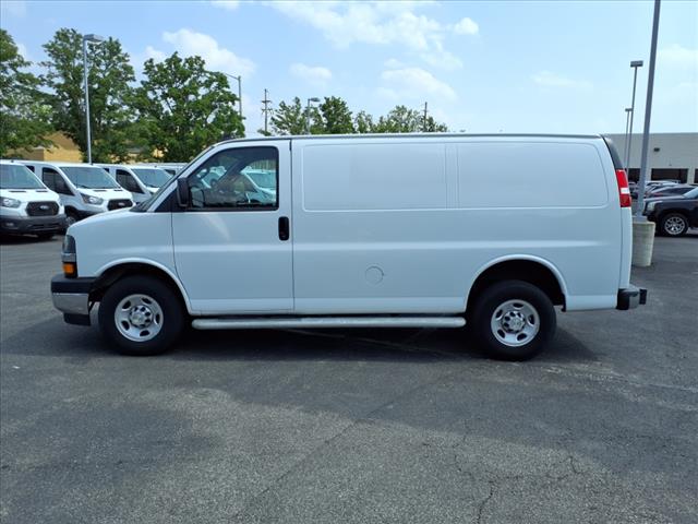 2023 Chevrolet Express 2500