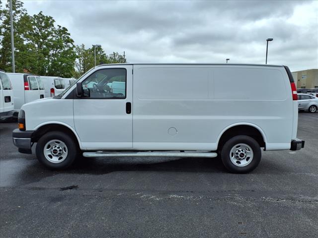 2023 GMC Savana 2500