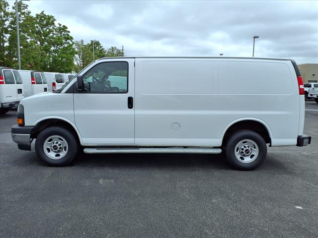 2023 GMC Savana 2500