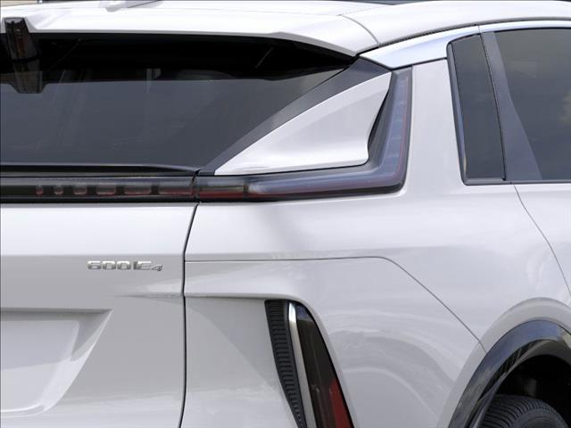 2025 Cadillac LYRIQ Luxury 1