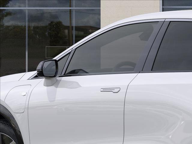 2025 Cadillac OPTIQ Luxury 1