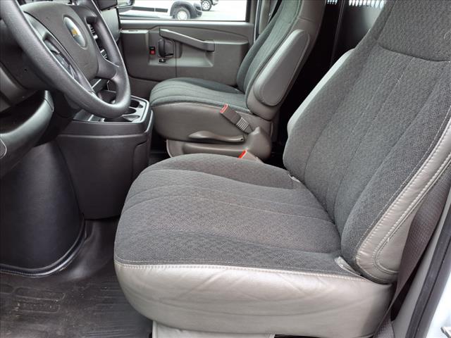 2023 Chevrolet Express 2500