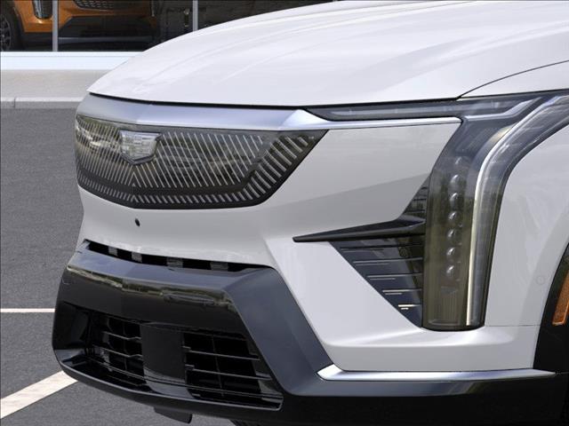 2025 Cadillac OPTIQ Luxury 1