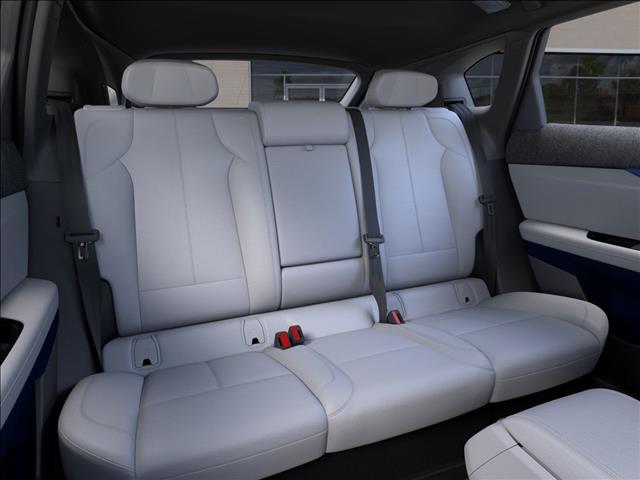 2025 Cadillac OPTIQ Luxury 1