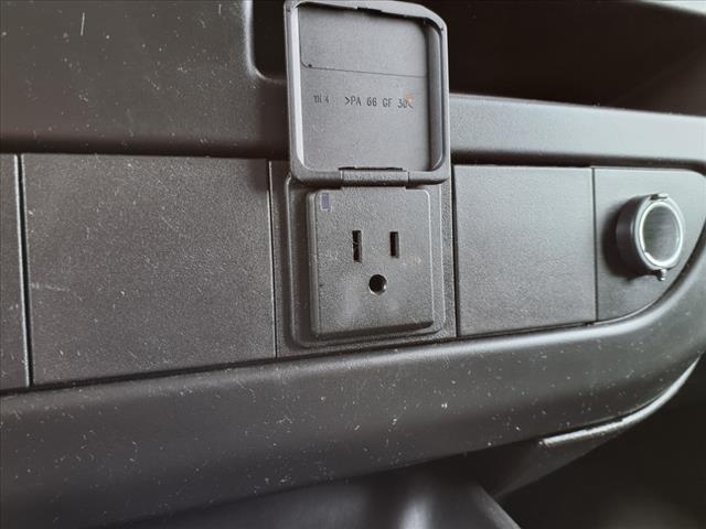 2023 GMC Savana 2500
