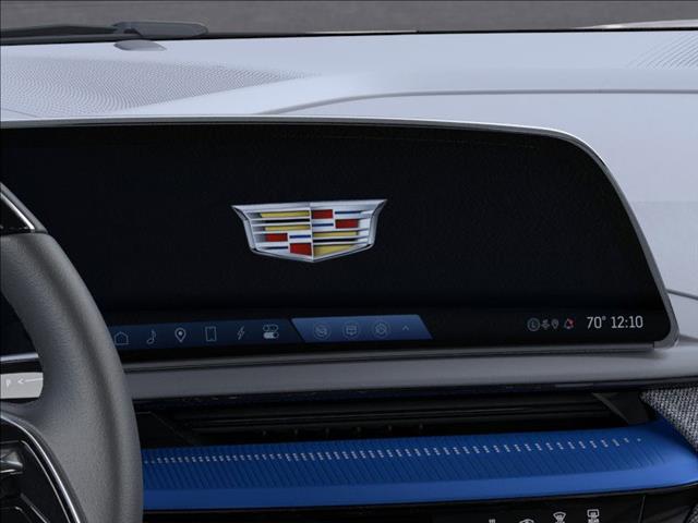 2025 Cadillac OPTIQ Luxury 1