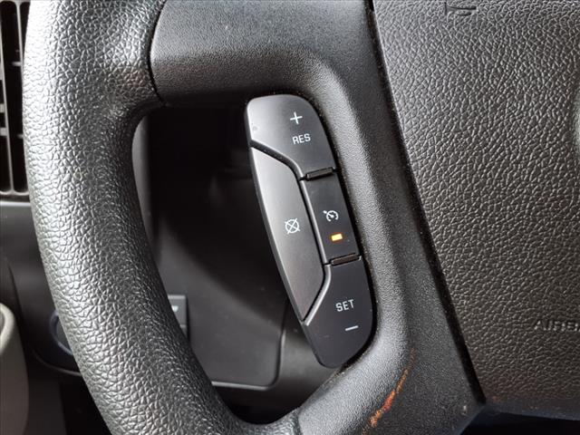 2023 GMC Savana 2500