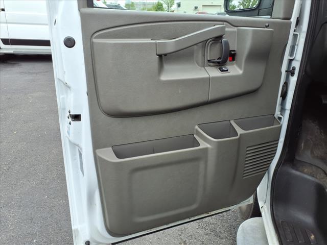 2023 GMC Savana 2500
