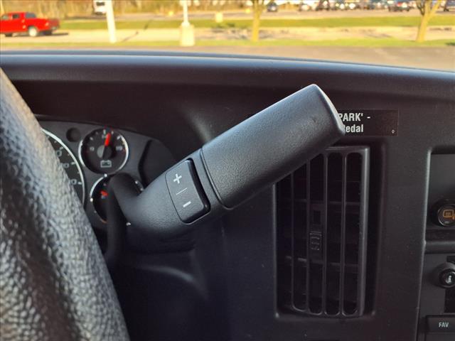2023 GMC Savana 2500