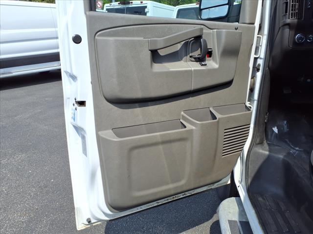 2023 GMC Savana 2500