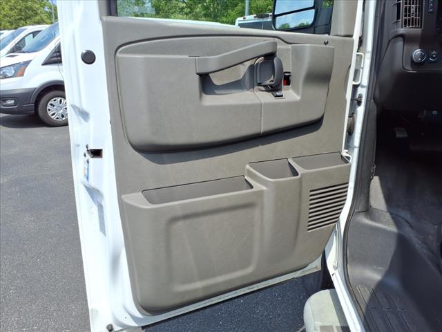 2023 GMC Savana 2500