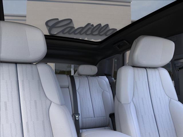 2025 Cadillac LYRIQ Luxury 1